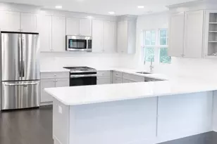 89 W View St, Greenwich, CT 06830 - Photo 2