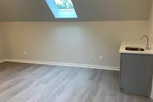 89 W View St, Greenwich, CT 06830 - Photo 16