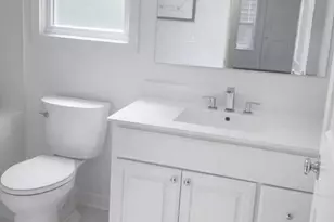 89 W View St, Greenwich, CT 06830 - Photo 10