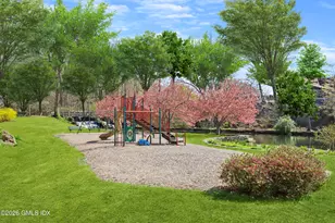 105 Woodside Dr, Greenwich, CT 06830 - Photo 30