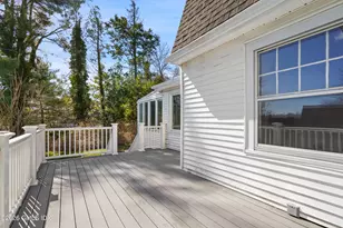 339 Round Hill Rd, Greenwich, CT 06831 - Photo 18