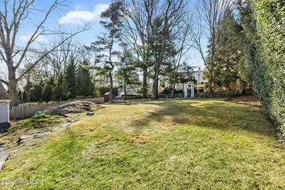 152 Lockwood Road, Greenwich, CT 06878 - Photo 46