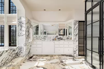 44 Khakum Wood Road, Greenwich, CT 06831 - Photo 24