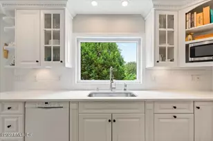 5 Sunshine Ave, Greenwich, CT 06878 - Photo 10