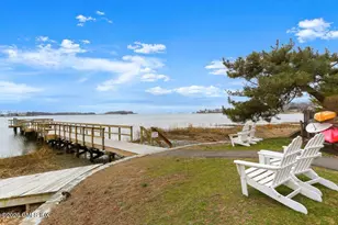 12 Grimes Rd, Old Greenwich, CT 06870 - Photo 6