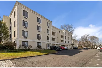 1535 E Putnam Avenue #205, Old Greenwich, CT 06870 - Photo 14