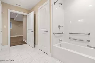 303 Hamilton Ave, Greenwich, CT 06830 - Photo 8