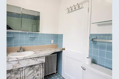 70 Pemberwick Road #2R, Greenwich, CT 06831 - Photo 4