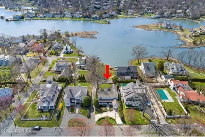 9 Grimes Road, Old Greenwich, CT 06870 - Photo 4