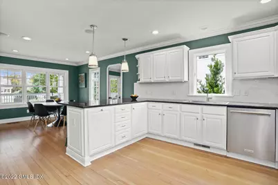 9 Grimes Road, Old Greenwich, CT 06870 - Photo 16