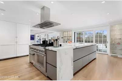 19 Hawkwood Lane, Greenwich, CT 06830 - Photo 6