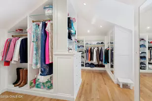 19 Hawkwood Ln, Greenwich, CT 06830 - Photo 22