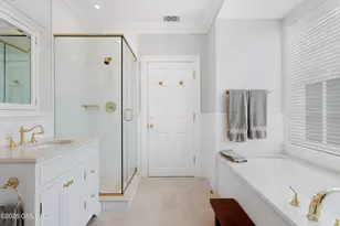 19 Hawkwood Ln, Greenwich, CT 06830 - Photo 26