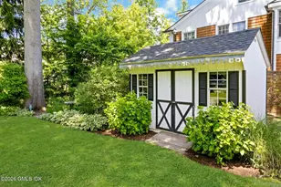 11 Roosevelt Ave, Old Greenwich, CT 06870 - Photo 18