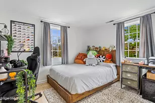 87 Dolphin Cove Quay, Stamford, CT 06902 - Photo 24