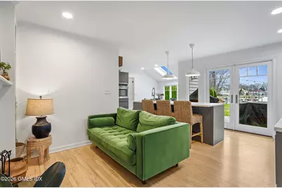 87 Dolphin Cove Quay, Stamford, CT 06902 - Photo 10