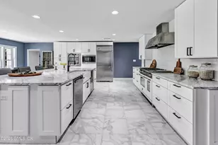 23 Meeting House Rd, Greenwich, CT 06831 - Photo 10