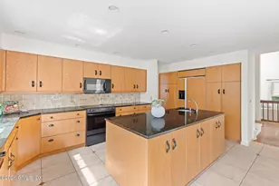 38 Doral Farm Rd, Stamford, CT 06902 - Photo 12