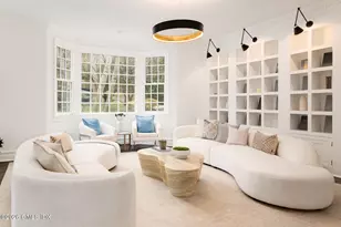 13 Wyckham Hill Ln, Greenwich, CT 06831 - Photo 12