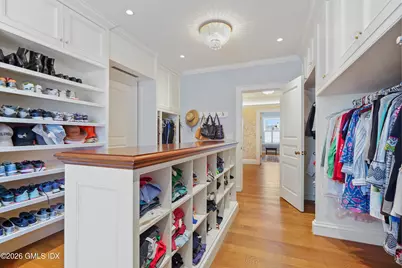 52 Ridge Street, Greenwich, CT 06830 - Photo 22