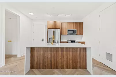 100 E Putnam Avenue #208, Greenwich, CT 06807 - Photo 2