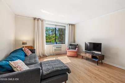 1535 E Putnam Avenue #APT 307, Old Greenwich, CT 06870 - Photo 8