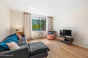 1535 E Putnam Ave, Old Greenwich, CT 06870 - Photo 8