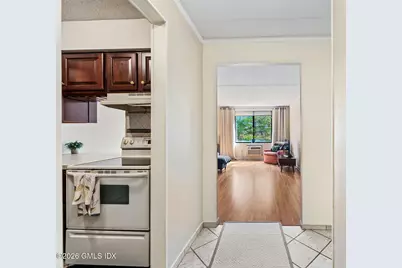 1535 E Putnam Avenue #APT 307, Old Greenwich, CT 06870 - Photo 12