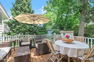 8 Willow Ln, Old Greenwich, CT 06870 - Photo 1