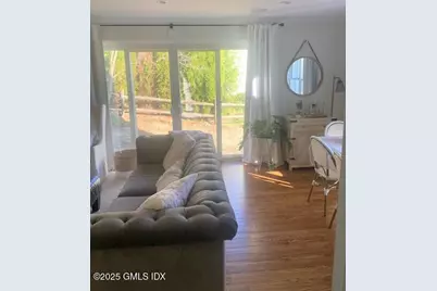 8 Perry Place, Greenwich, CT 06878 - Photo 12