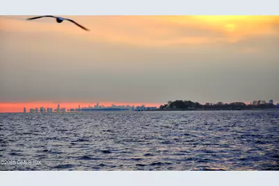 8 Perry Place, Greenwich, CT 06878 - Photo 26