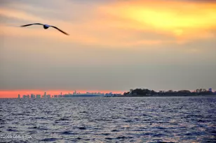 8 Perry Pl, Greenwich, CT 06878 - Photo 26