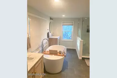 8 Perry Place, Greenwich, CT 06878 - Photo 14