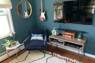 8 Perry Pl, Greenwich, CT 06878 - Photo 8