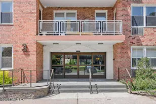 3 Putnam Hill, Greenwich, CT 06830 - Photo 20