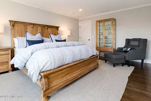 9 Davenport Dr, Stamford, CT 06902 - Photo 18