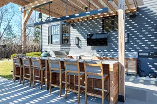 9 Davenport Dr, Stamford, CT 06902 - Photo 32