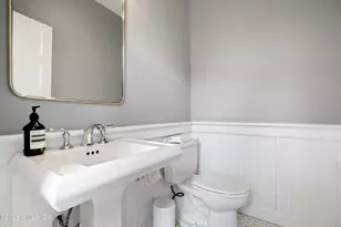 556 Riversville Rd, Greenwich, CT 06831 - Photo 24