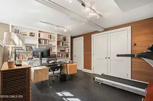 8 Willowmere Ave, Greenwich, CT 06878 - Photo 42