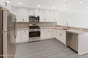 4 Orchard St, Greenwich, CT 06807 - Photo 4