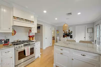 25 Innis Lane, Old Greenwich, CT 06870 - Photo 6