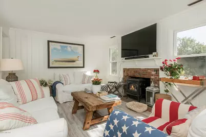 2 Willow Lane, Old Greenwich, CT 06870 - Photo 6