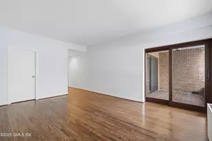 1 Milbank Ave, Greenwich, CT 06830 - Photo 14