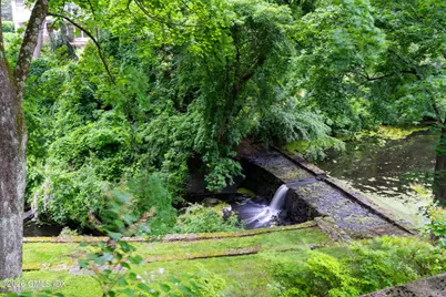 546 Lake Avenue, Greenwich, CT 06830 - Photo 38