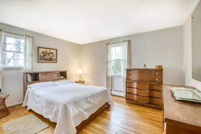 9 Stuart Drive, Old Greenwich, CT 06870 - Photo 8