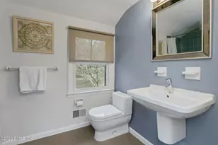 83 Burning Tree Rd, Greenwich, CT 06830 - Photo 18