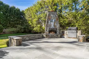 78 Meadow Rd, Greenwich, CT 06878 - Photo 12