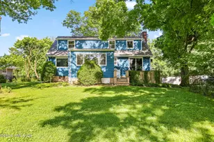 38 Maplewood Dr, Greenwich, CT 06807 - Photo 18