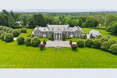 550 Round Hill Road, Greenwich, CT 06831 - Photo 2