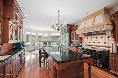 550 Round Hill Road, Greenwich, CT 06831 - Photo 18